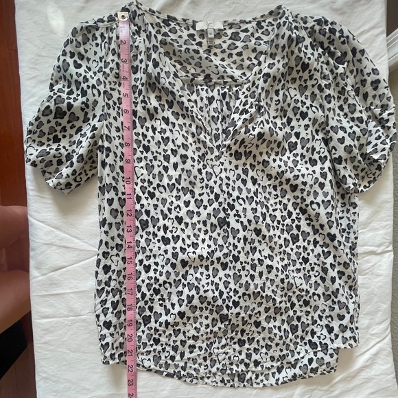 JOIE Silk Blouse, Short Sleeve V-Neck - Picture 10 of 12